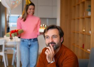 Was Bringt Man Zum Ersten Date Mit? Ideen für passende kleine Geschenke und Aufmerksamkeiten beim ersten Treffen